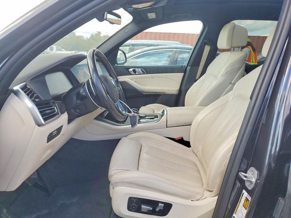 2020 BMW X5 xDrive40i — DENT