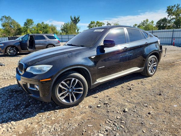 2013 BMW X6 xDrive35i — Front 3/4