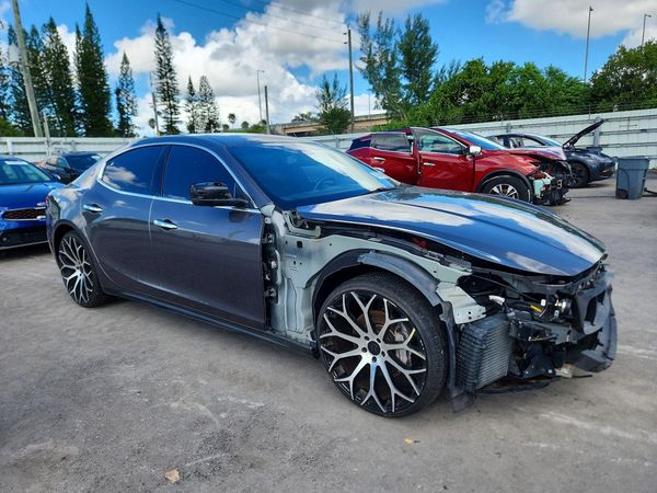 2016 MASERATI GHIBLI — Passenger 3/4