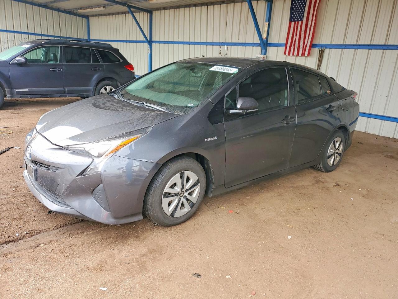 2016 TOYOTA PRIUS — Front 3/4