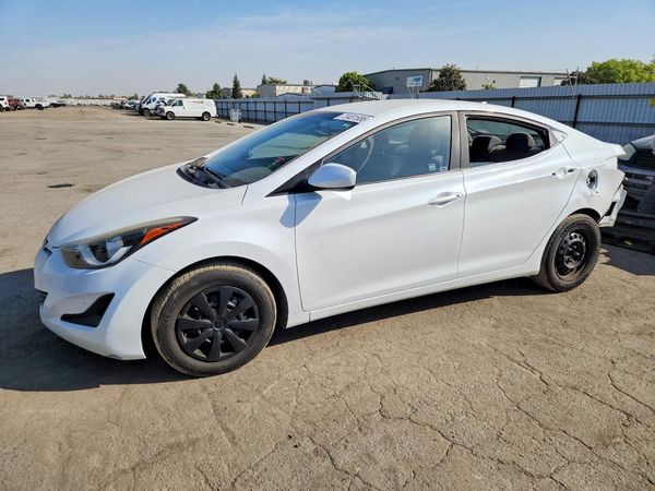 2016 HYUNDAI ELANTRA — Front 3/4