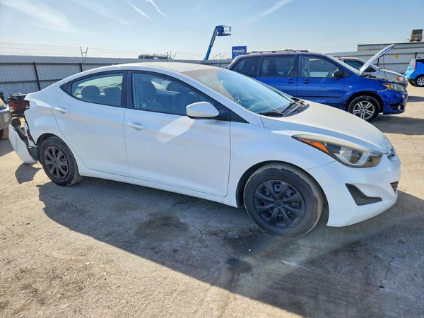 2016 HYUNDAI ELANTRA — Passenger 3/4