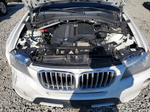 2014 BMW X3 xDrive35i — Engine bay