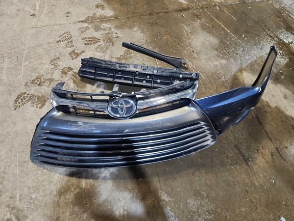 2016 TOYOTA CAMRY — LOOS