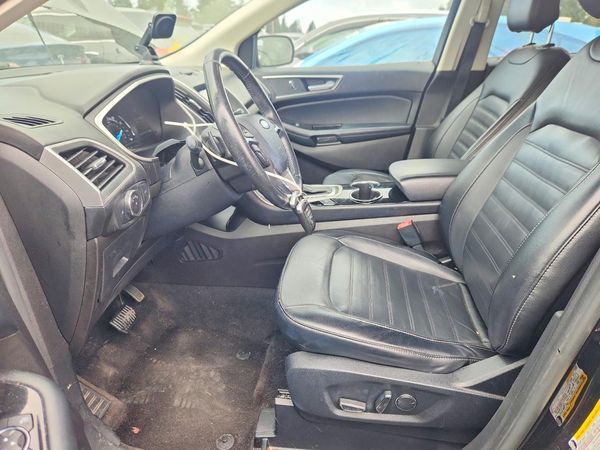 2017 FORD EDGE SEL — DENT