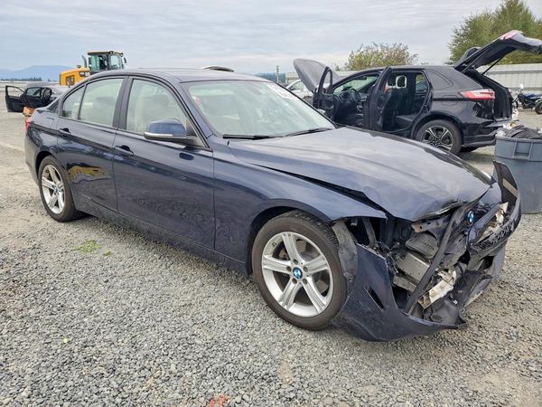 2015 BMW 320 320i — Passenger 3/4
