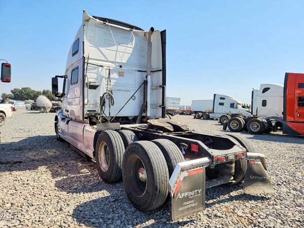 2021 VOLVO VNL — DSRA
