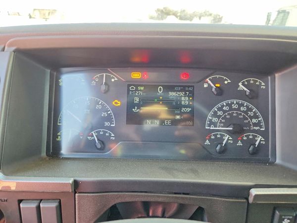2021 VOLVO VNL — ODOM