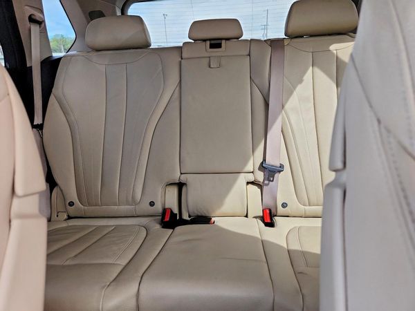 2016 BMW X5 xDrive50i — SUVN
