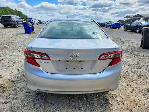 2014 TOYOTA CAMRY — DIRR