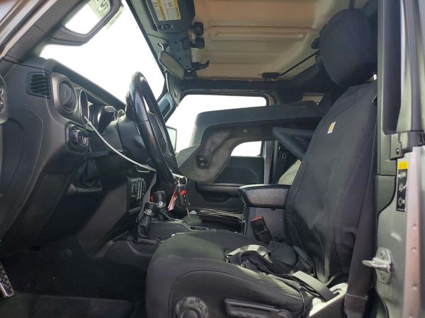 2020 JEEP WRANGLER Sport — DENT