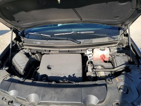 2023 CHEVROLET TRAVERSE LT — Engine bay