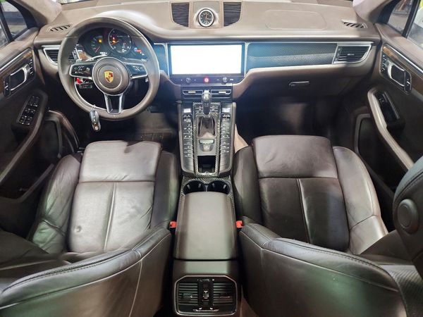 2015 PORSCHE MACAN — CKPT