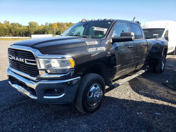 2020 RAM 3500 Big Horn — Front 3/4