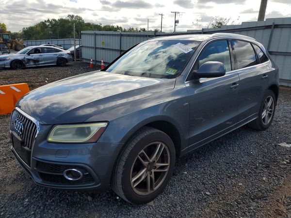 2013 AUDI Q5 — DSFA — Front 3/4