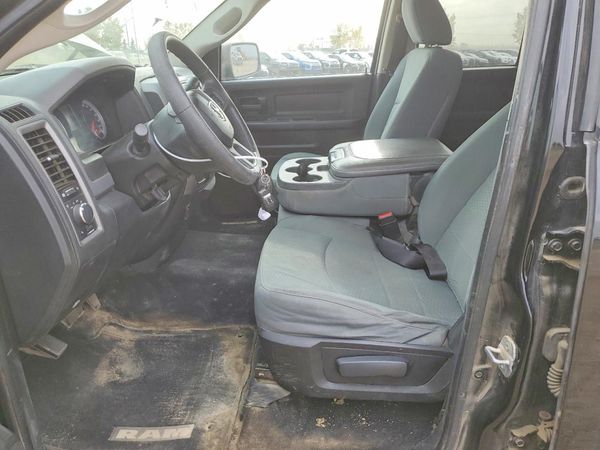 2014 RAM 1500 ST — DENT