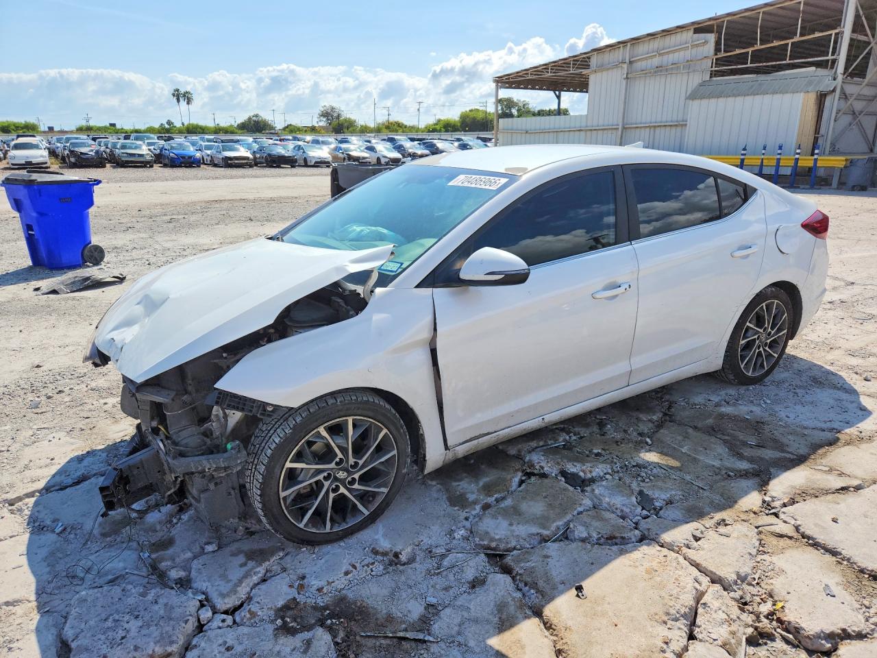 2019 HYUNDAI ELANTRA — Front 3/4