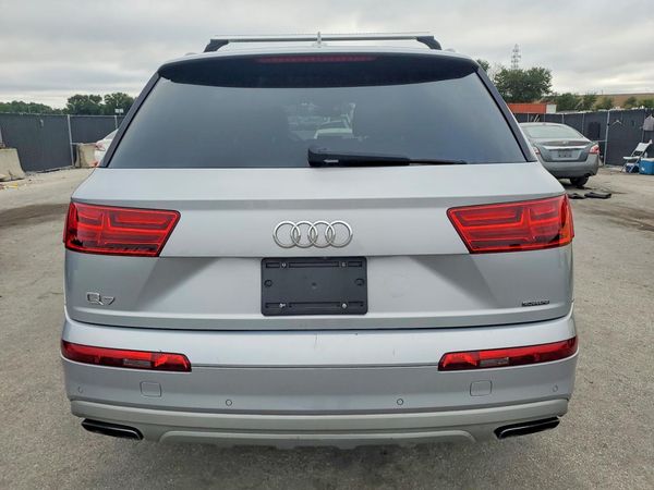 2017 AUDI Q7 quattro Premium — DIRR