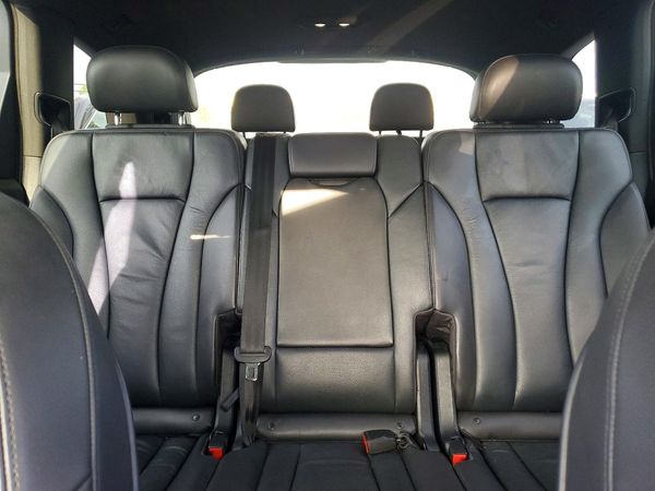 2017 AUDI Q7 quattro Premium — SUVN