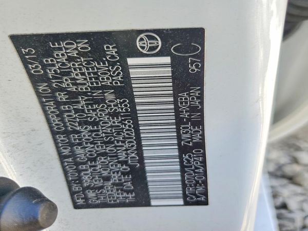 2013 TOYOTA PRIUS — VINS