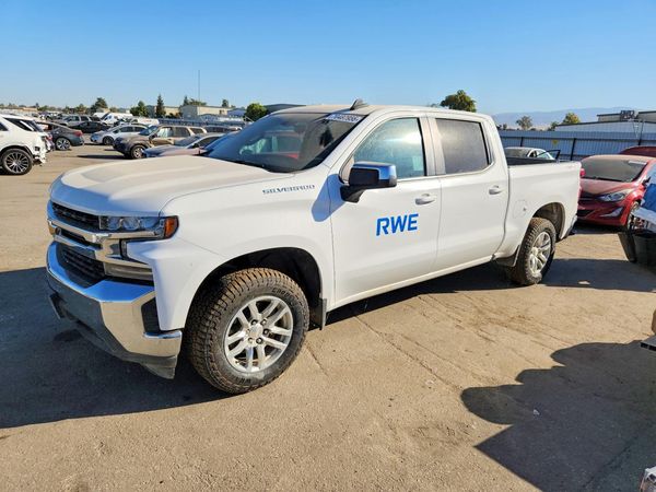 2019 CHEVROLET SILVERADO LT — Front 3/4