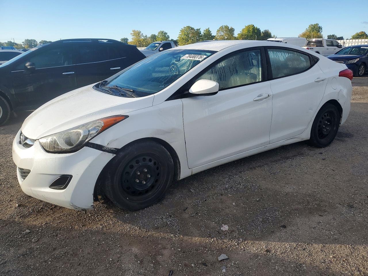 2013 HYUNDAI ELANTRA — Front 3/4