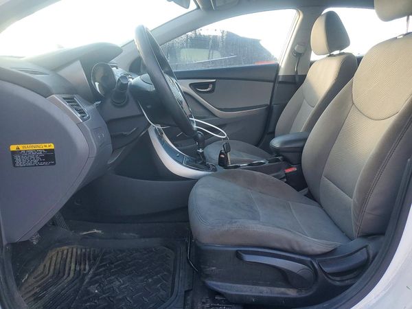 2013 HYUNDAI ELANTRA — DENT