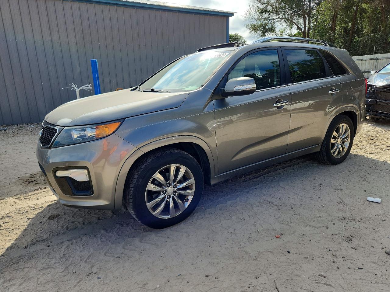 2013 KIA SORENTO SX — Front 3/4