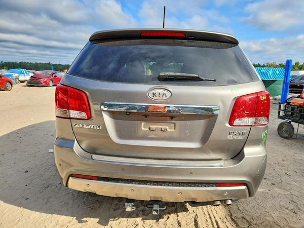 2013 KIA SORENTO SX — DIRR
