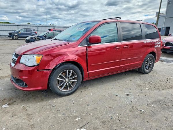2016 DODGE GRAND CARAVAN — DSFA — Front 3/4