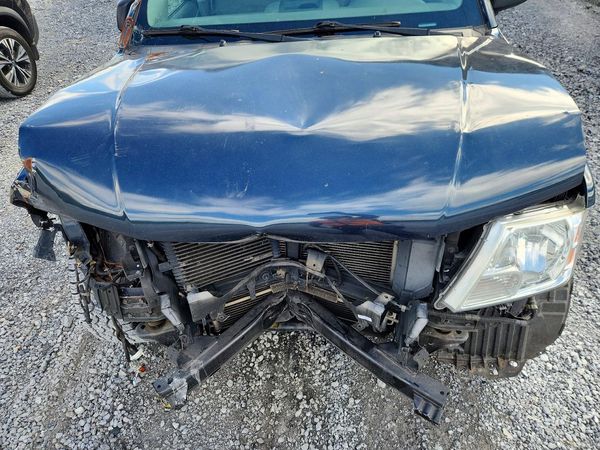 2019 NISSAN FRONTIER — Engine bay