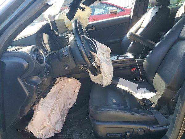 2022 LEXUS IS 300 Premium — DENT
