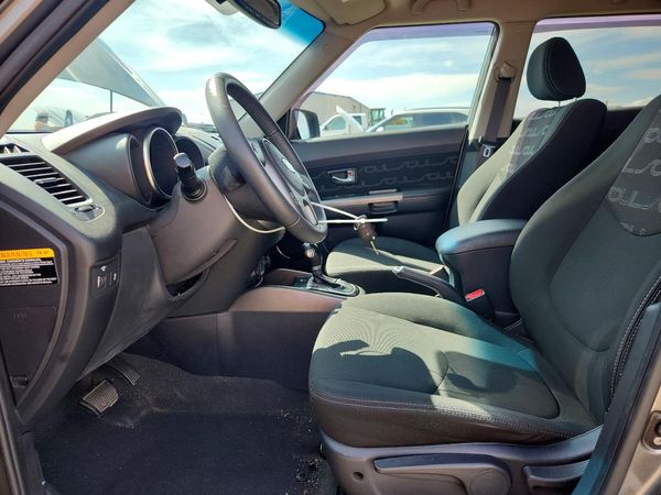 2012 KIA SOUL GL — DENT