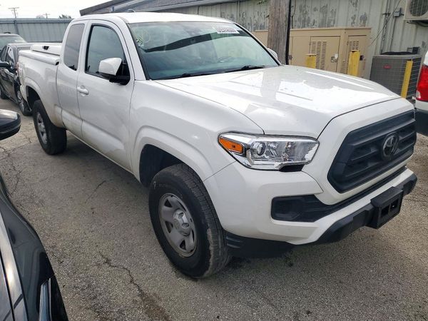 2022 TOYOTA TACOMA SR5 — Passenger 3/4