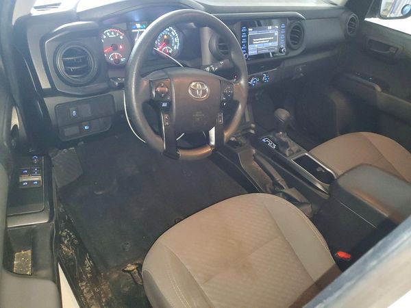 2022 TOYOTA TACOMA SR5 — CKPT