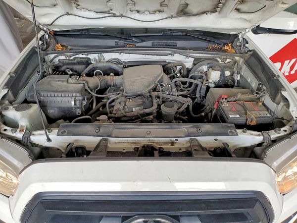 2022 TOYOTA TACOMA SR5 — Engine bay