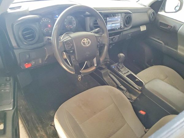 2022 TOYOTA TACOMA SR5 — CKPT