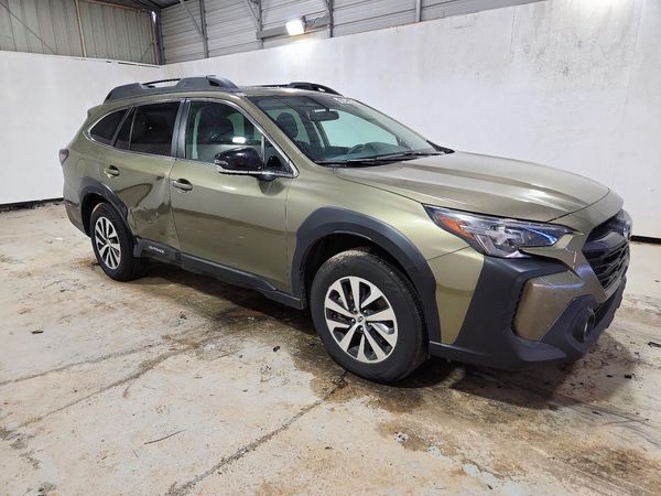 2025 SUBARU OUTBACK Premium — Passenger 3/4
