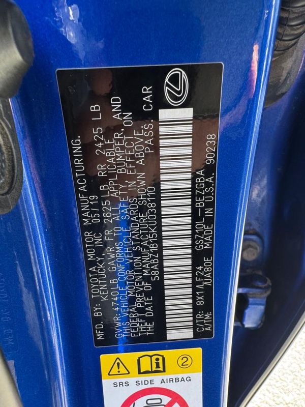 2019 LEXUS ES