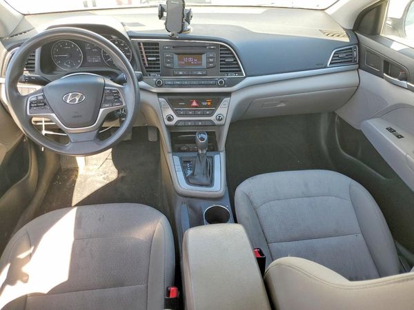 2017 HYUNDAI ELANTRA SE Base — CKPT
