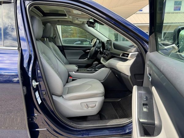 2021 TOYOTA HIGHLANDER