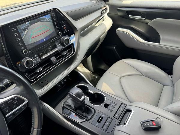 2021 TOYOTA HIGHLANDER