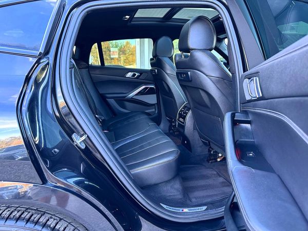 2021 BMW X6