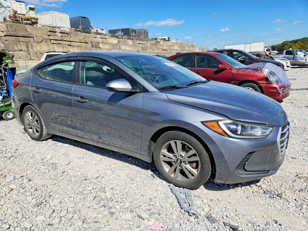 2017 HYUNDAI ELANTRA — Passenger 3/4