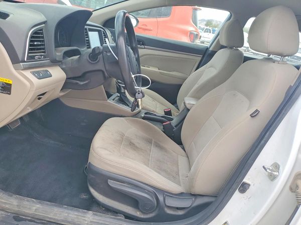 2018 HYUNDAI ELANTRA — DENT