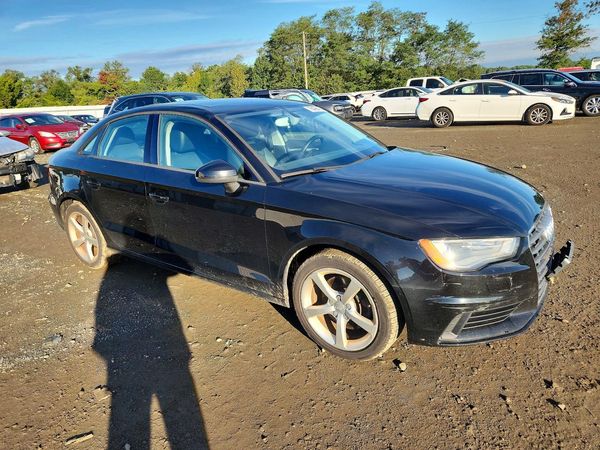 2015 AUDI A3 Premium Plus — Passenger 3/4