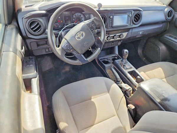 2019 TOYOTA TACOMA SR5 — CKPT