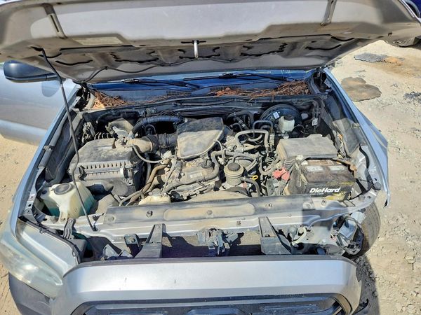 2019 TOYOTA TACOMA SR5 — Engine bay