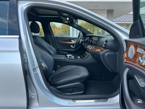 2017 MERCEDES-BENZ E