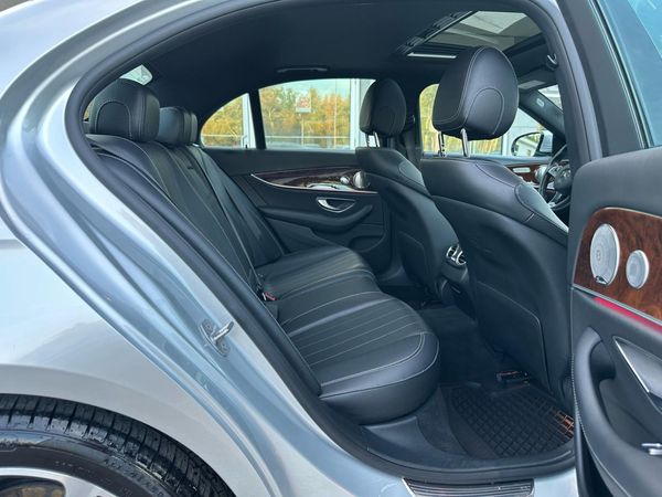 2017 MERCEDES-BENZ E